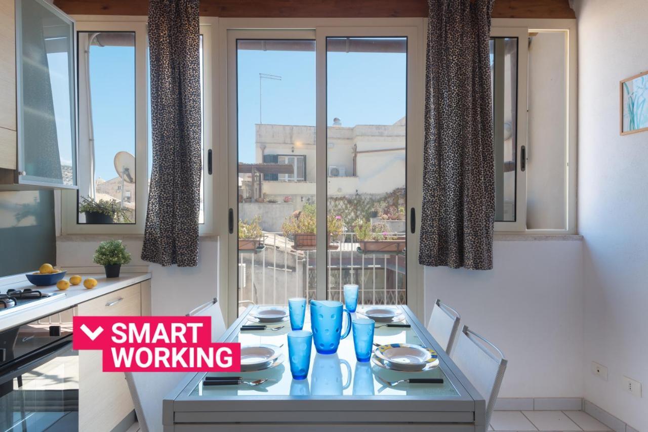 Aretusa Apartments By Wonderful Italy Сиракуза Екстериор снимка