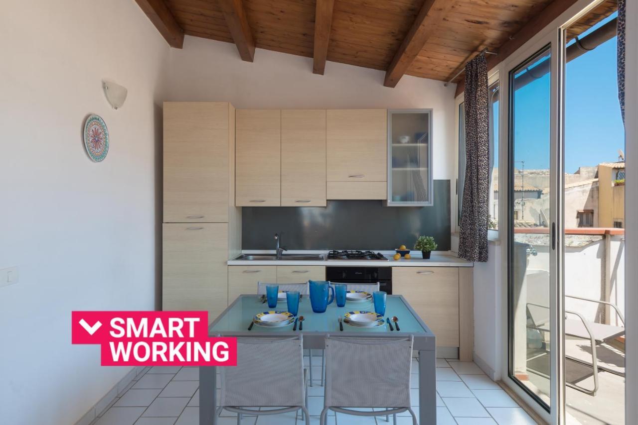 Aretusa Apartments By Wonderful Italy Сиракуза Екстериор снимка