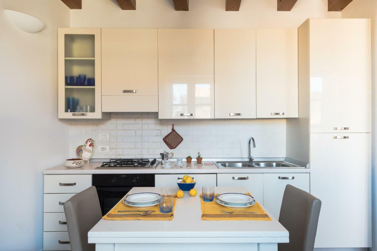 Aretusa Apartments By Wonderful Italy Сиракуза Екстериор снимка